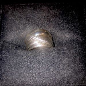 David Yurman size 6/6.25 Silver Crossover Ring